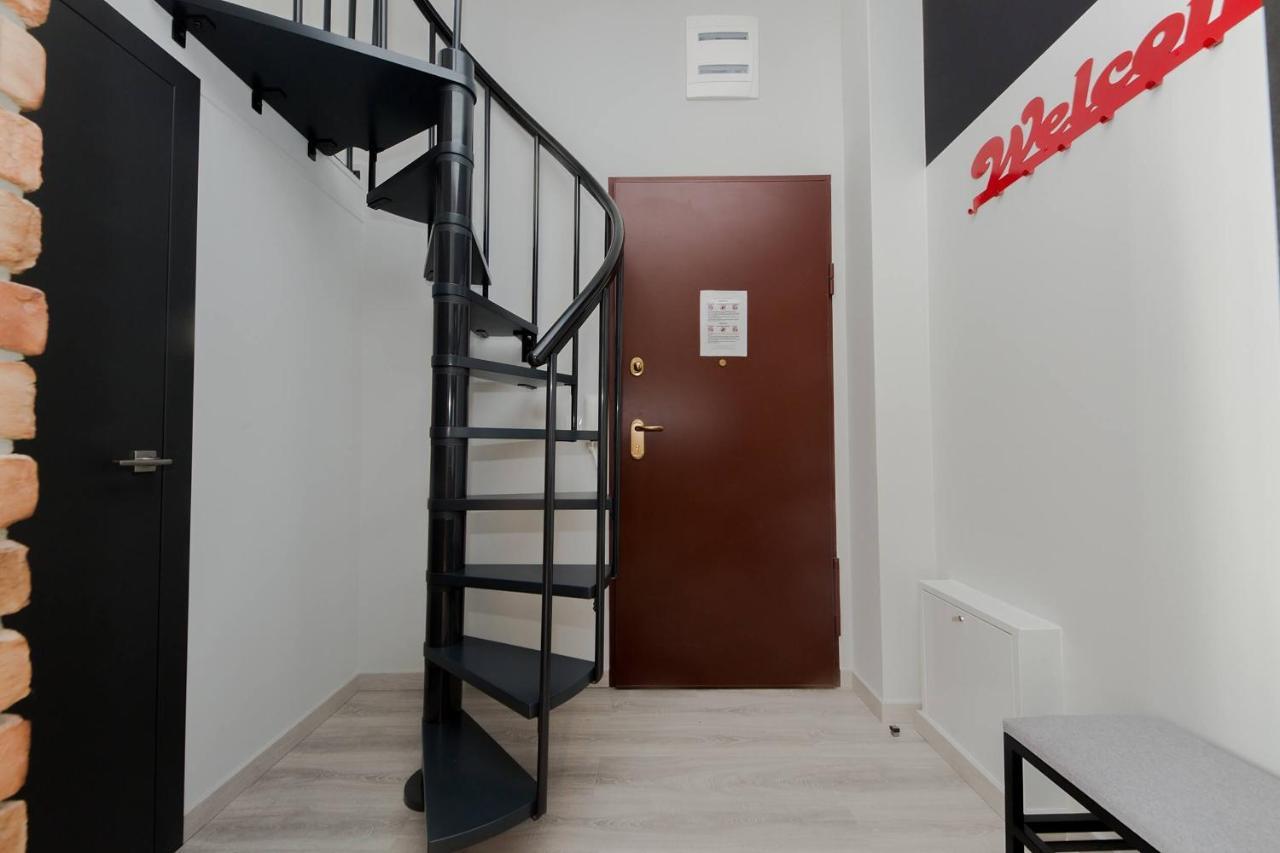 4 Eco Apart Chateau Jagiellonska 22 Warszawa Old Town Exterior foto